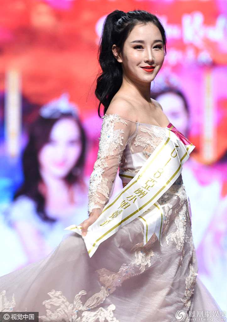 第30届亚洲小姐广州赛区海选 “明星脸”佳丽频出靓丽养眼