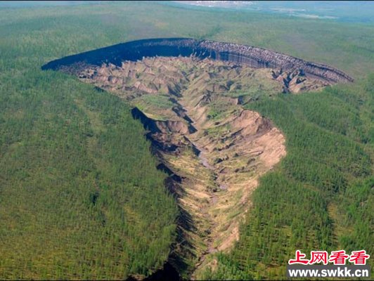 西伯利亚巨型火山口 图_0