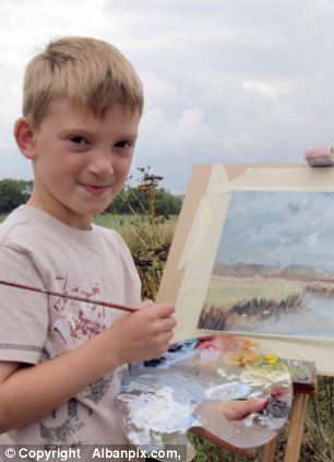 英国9岁绘画神童成“百万富翁”