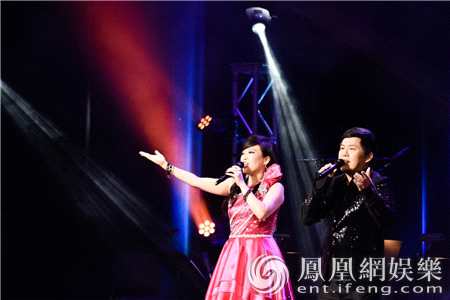 Marina杨洋熊天平赴美 任评委并演唱《我很想家》