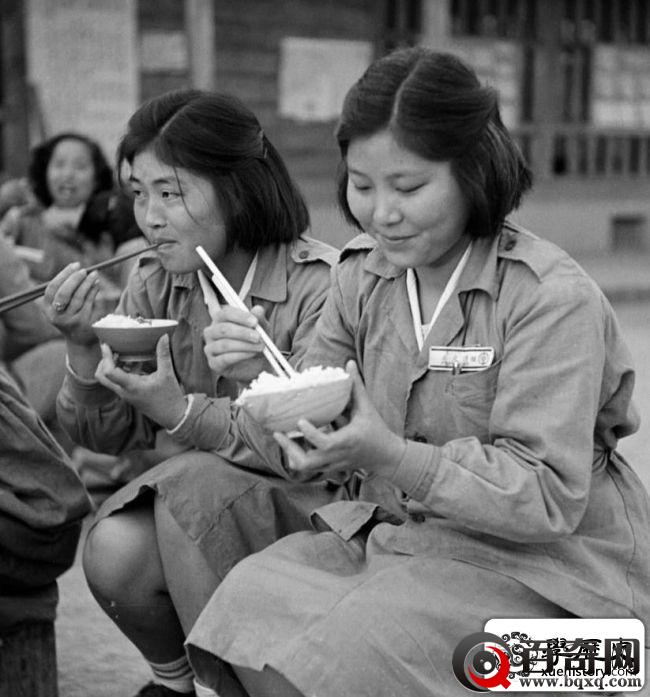 老照片：1950年台湾高校及社会团体生活影像