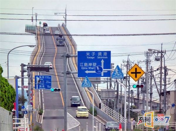 公路桥 or 云霄飞车？日本让人手汗狂流的一条公路