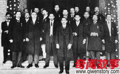 中华民国时期一共有多少位总统？介绍中国动荡民国时期的领袖人物！