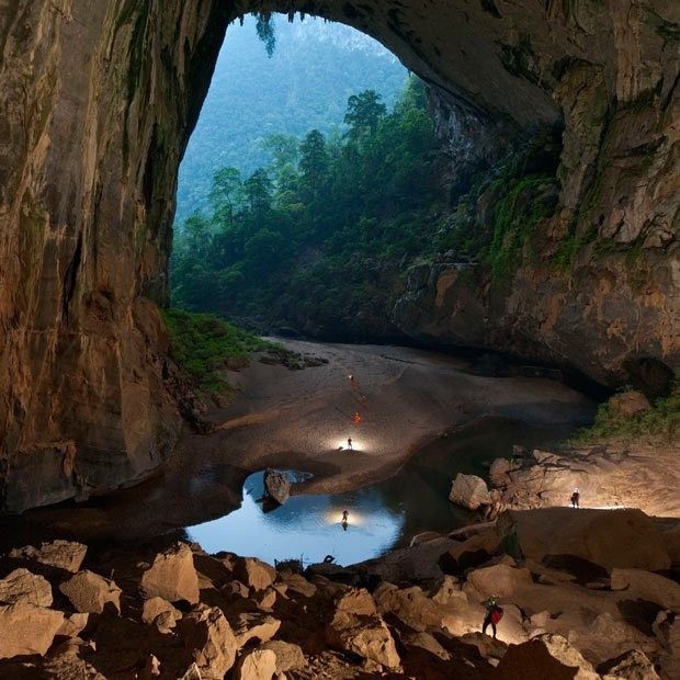 世界上最大的洞穴，洞口经常传出怪声，让人望而祛步