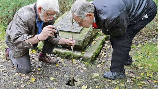 德国寻宝者试图打开墓葬搜寻纳粹宝藏