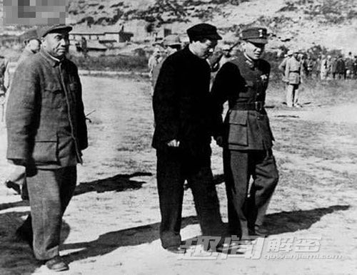极罕见的毛泽东重庆谈判照片