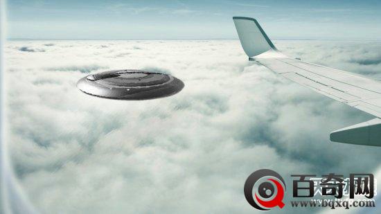 机密档案公布 美战机险向UFO开火