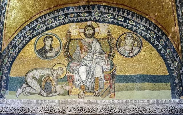 艺术品里的历史：象征拜占庭建筑艺术的圣索菲亚大教堂