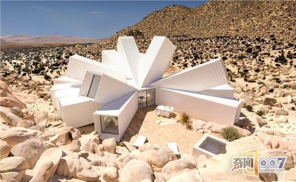 建筑师在荒漠打造创意住宅，宛如外星飞船