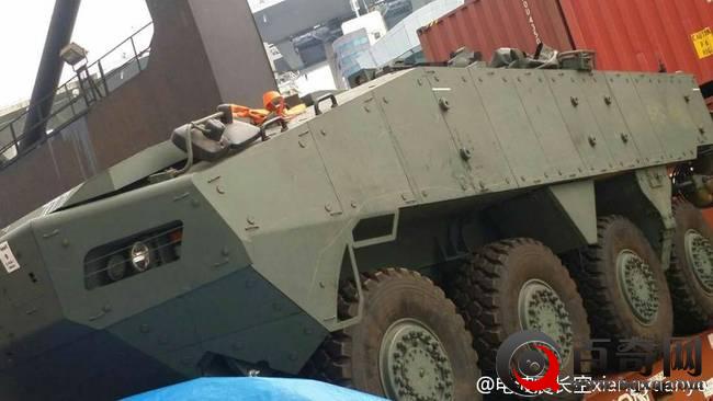 香港货柜码头惊现9辆装甲车 疑有人走私军火！
