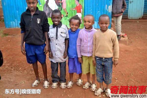 设计师发明可穿5年的鞋，专供非洲捐了14万双，但他们并不领情