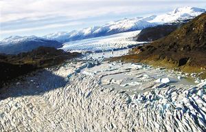 智利冰湖消失之谜 气候变暖疑为“元凶”(图)