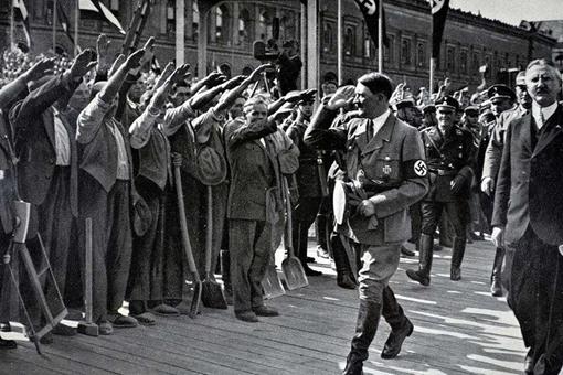在纳粹统治下的德国群众是如何看待纳粹党的-