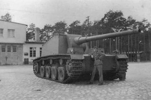 二战德国最强歼击车是哪一辆-缔造了怎样的辉煌战功-