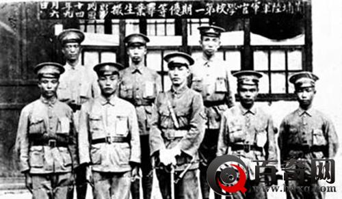 揭秘：蒋介石当上黄埔军校校长始末