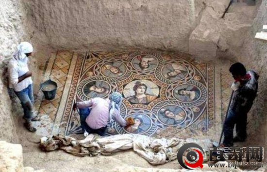 考古学家挖掘土耳其地底下绝美秘密