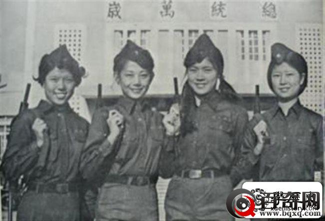 老照片：电视剧中的国军女兵与真实历史形象差距