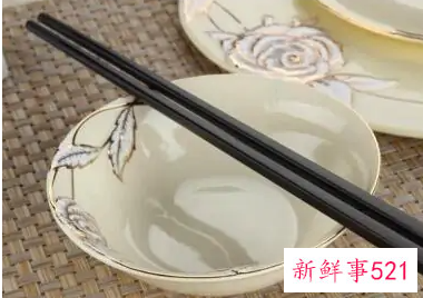 合金筷子好还是竹筷好