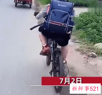 父亲带8岁儿子骑行150公里回外公家