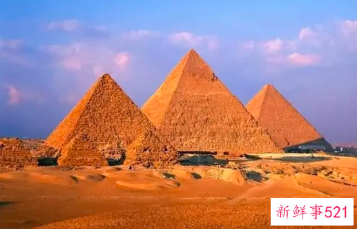 埃及金字塔未解之谜，金字塔中发生的诡异事件