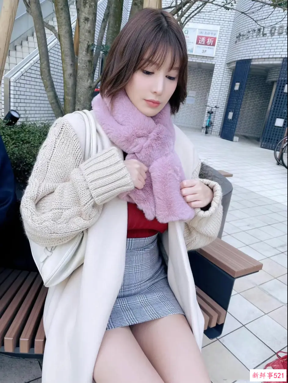 日本业界新生代灯神，霸道身材女神