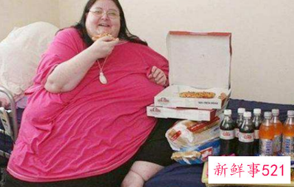 世界上最胖的人1400斤还嫌不够胖