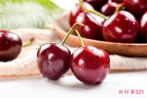 梅干可以和樱桃一起吃吗？吃梅干配樱桃会影响身体健康吗？