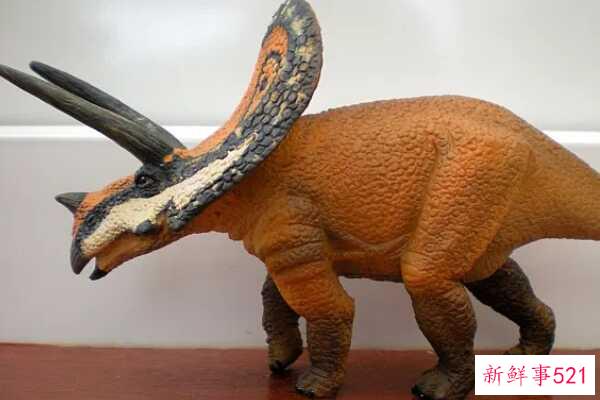 猎鱼龙-老挝的大型恐龙(9米长-亚洲最完整的棘龙科)