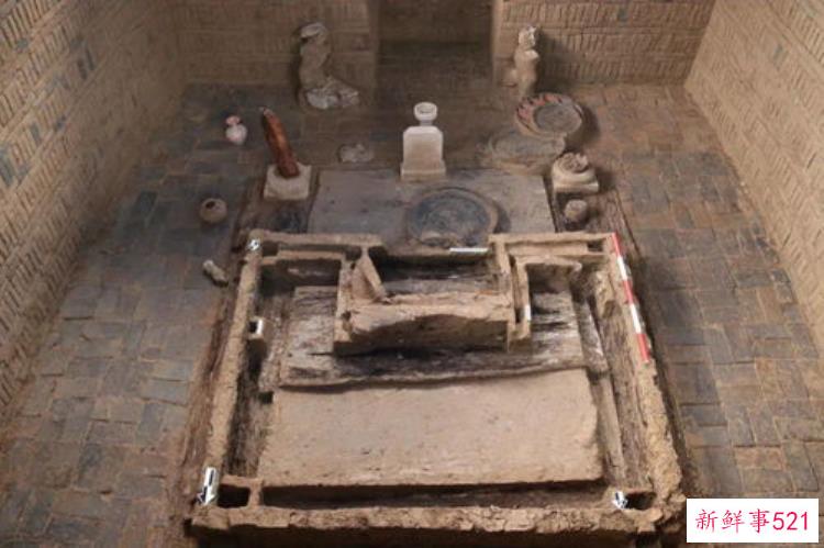 大同发现北魏佛教题材石椁壁画墓葬