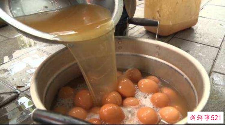 尿液煮鸡蛋味道，尿煮鸡蛋风俗习惯