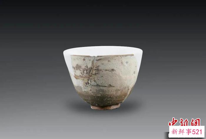 化妆白瓷杯。　山西省考古研究院供图