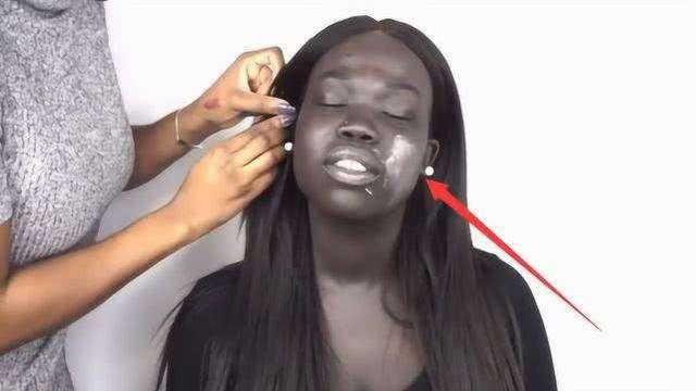 非洲女人用多少BB霜才能变白？化妆结束后，这效果没谁了！