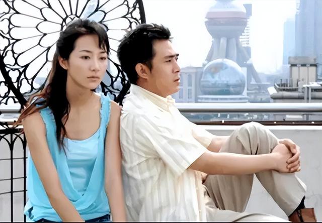 京城四美：有人未婚，有人离婚，有人是假富太太，有人被限制出境