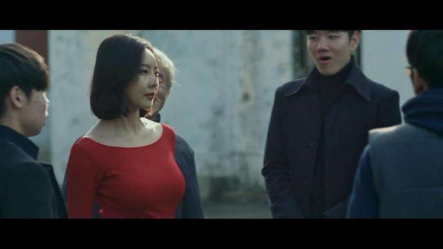 《屠夫小姐》：一部三观不正的大尺度韩国电影，能从中学到什么？