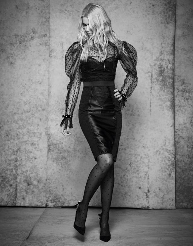 德国超模克劳迪娅·希弗 (Claudia Schiffer)拍摄的时尚杂志大片