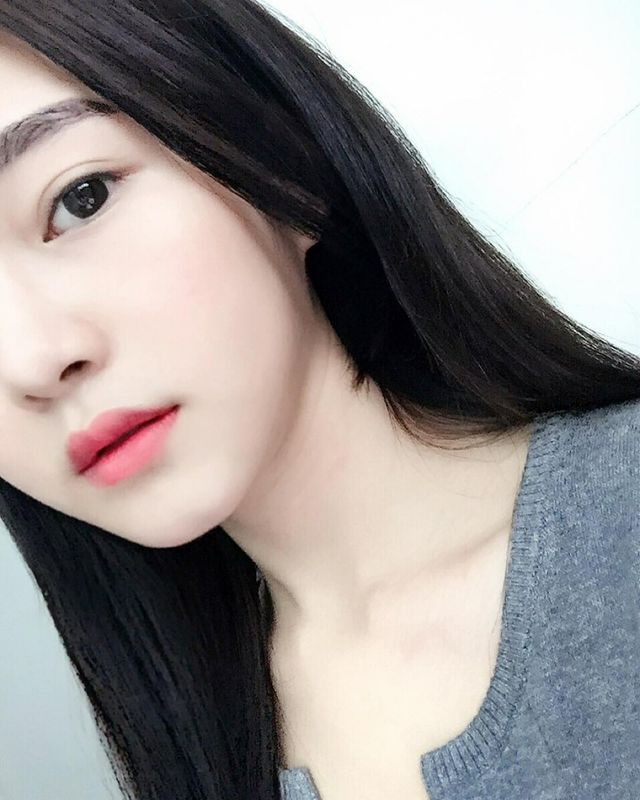 小清新医学院正妹_Jenn_超清纯脸蛋怎么可以这么正啊