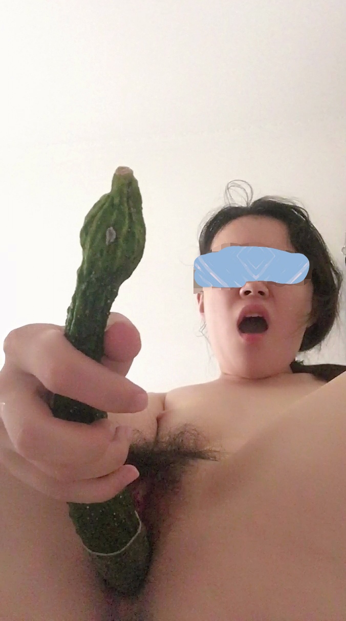 自娱自乐的女菩萨