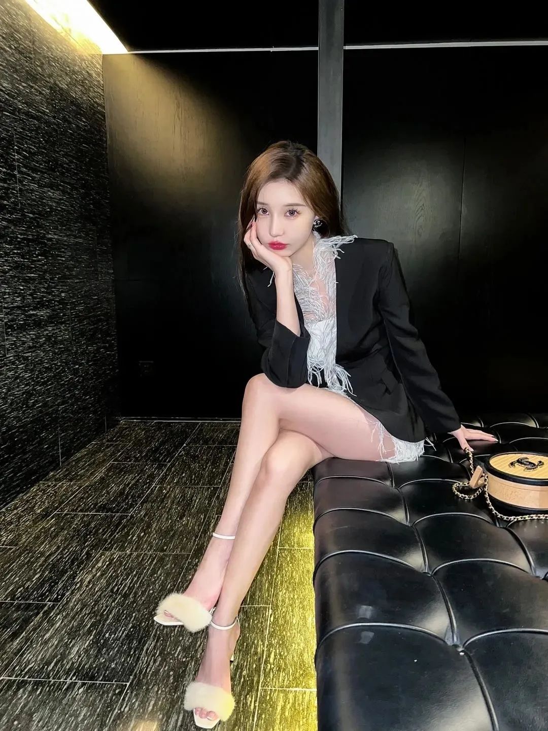 多看美女真的能够心情愉悦呢！