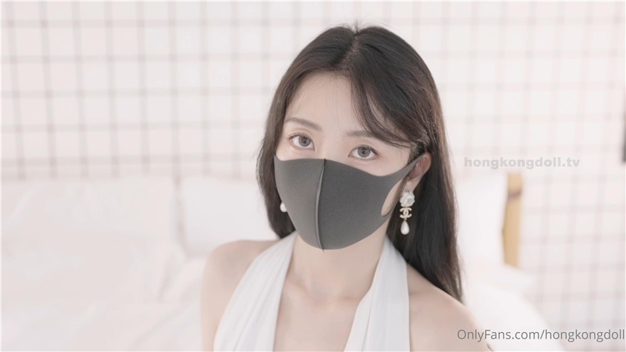极品美少女《HongKongDoll》“夏日回忆”性感泳装无套爆操姐姐的白虎嫩穴