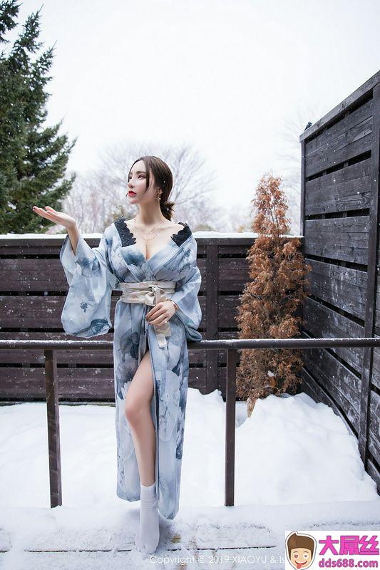 女神周于希Sandy北海道旅拍雪中佳人秀美乳撩人诱惑写真